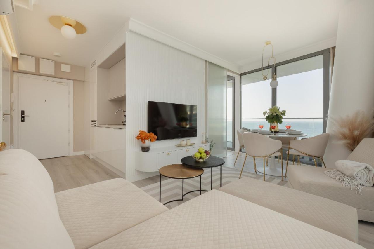 Royallux Apartment Waves Resort & Spa - Sea View From Balcony By Renters Prestige Misdroy Exterior foto