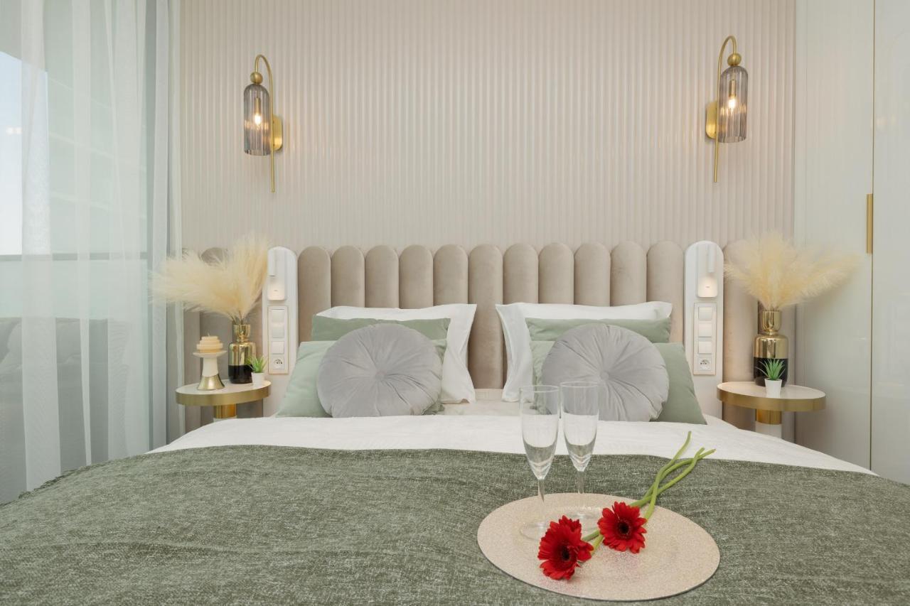 Royallux Apartment Waves Resort & Spa - Sea View From Balcony By Renters Prestige Misdroy Exterior foto
