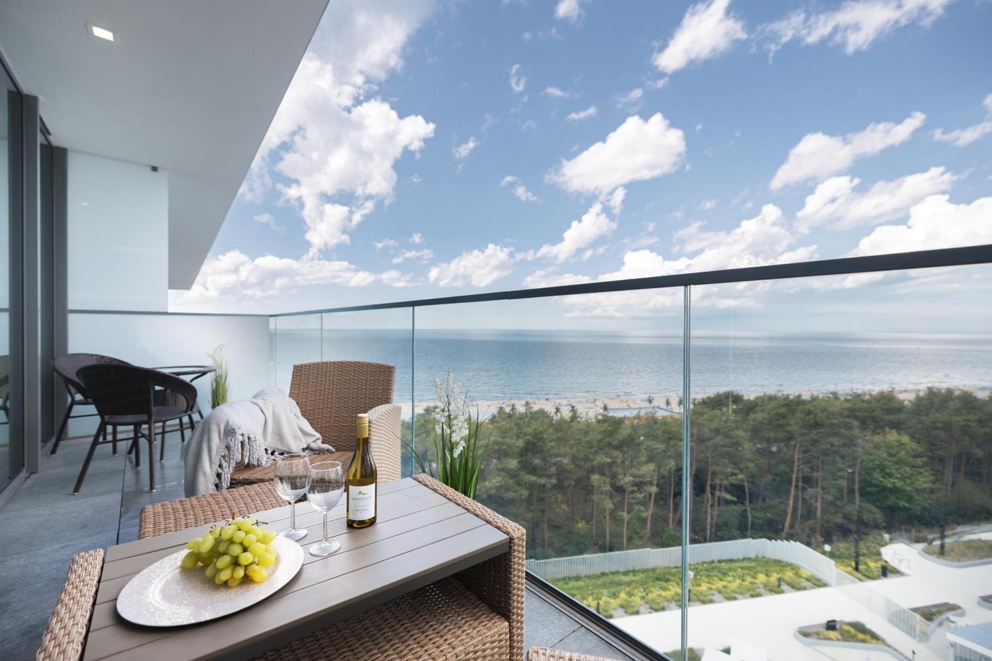 Royallux Apartment Waves Resort & Spa - Sea View From Balcony By Renters Prestige Misdroy Exterior foto